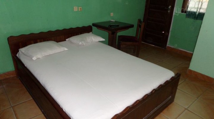 Hotel Kedja Le Sportif Deido