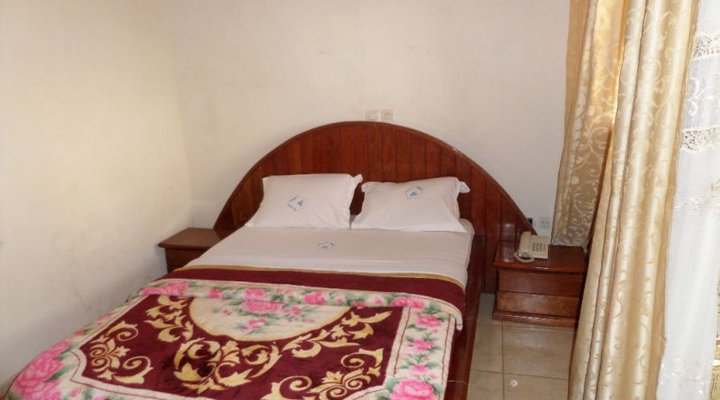 Nouheumi Hotel Sangmelima