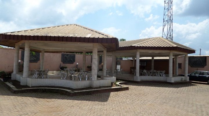 Nouheumi Hotel Sangmelima