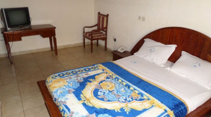 Nouheumi Hotel Sangmelima