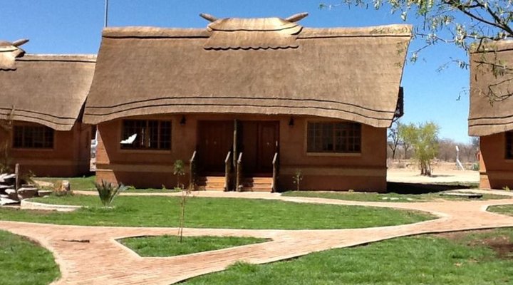 Ekori Lodge