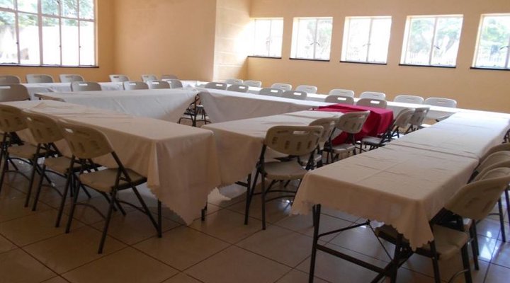 Tropicana Guest House-Kwekwe