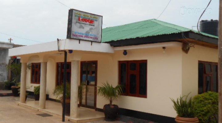 Mlimani Lodge