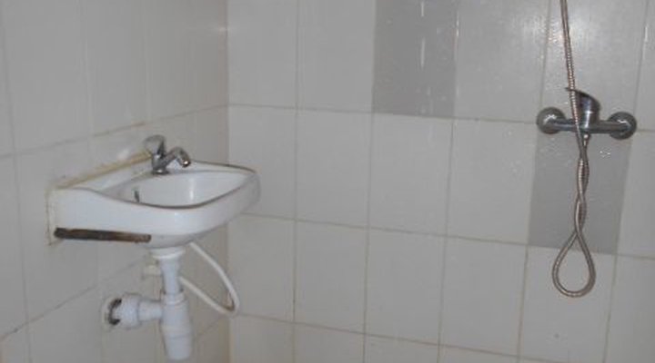 Usagara Annex Hotel