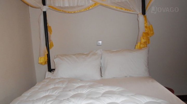 Meatu Hotel