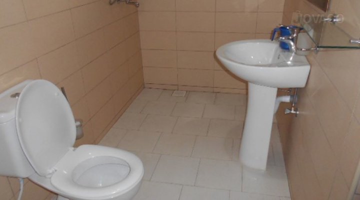 Meatu Hotel