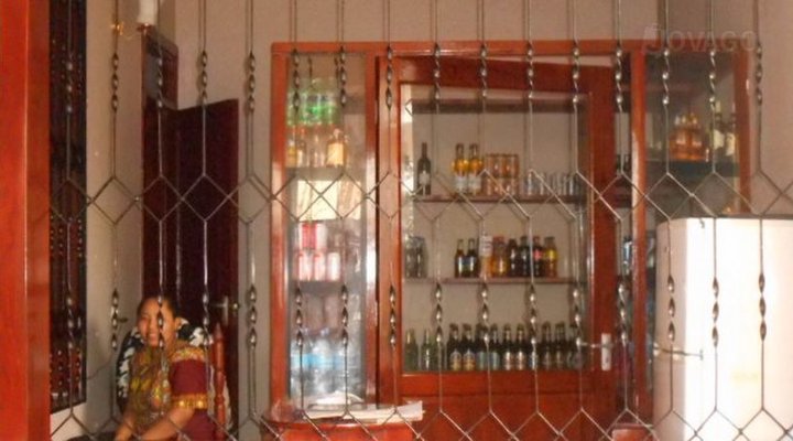 Meatu Hotel