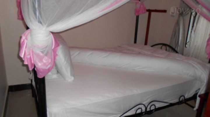 Meatu Hotel