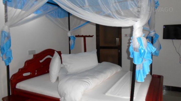 Meatu Hotel