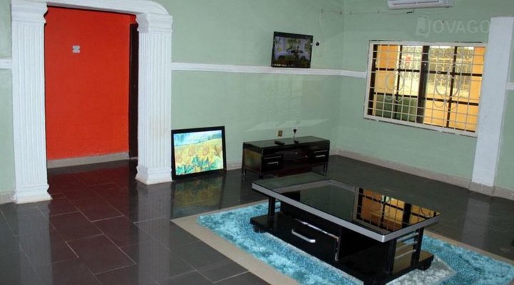 Annah Peter Suite
