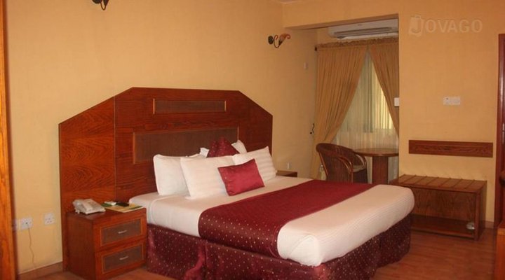 Colonades Hotels and Resort LTD