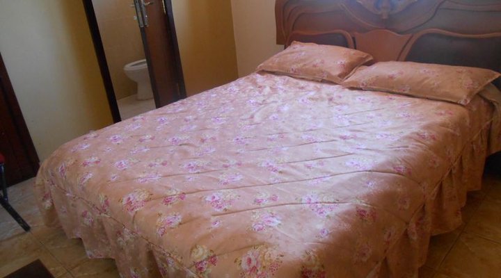 Rwenzori The Gardens Hotel