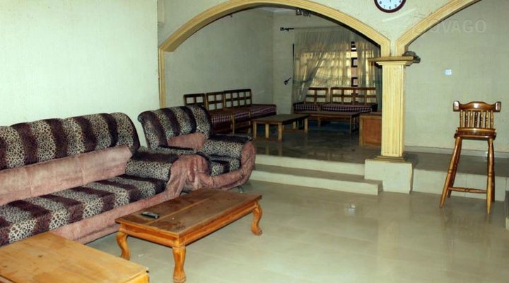 Chomagba Plaza Guest House