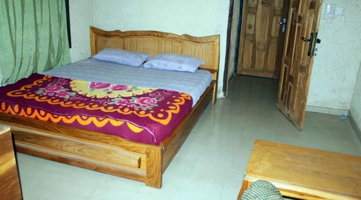 Chomagba Plaza Guest House