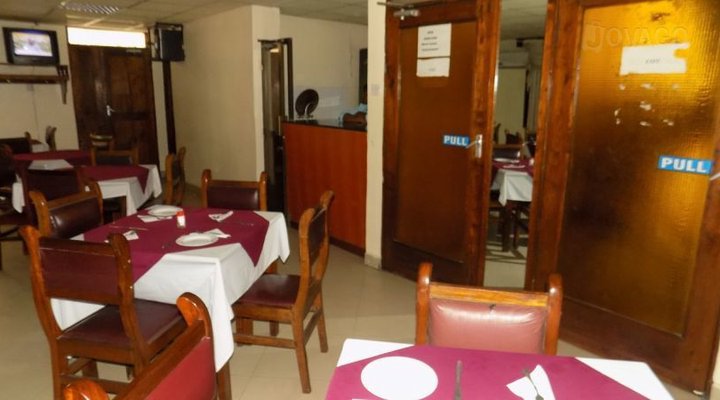 Durban Hotel, Kariokoo