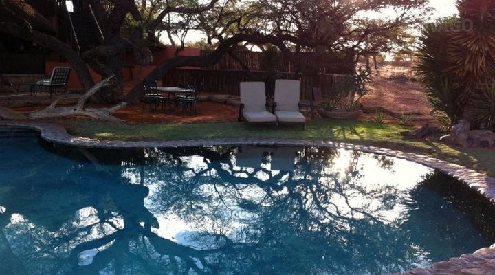 Camelthorn Kalahari Lodge