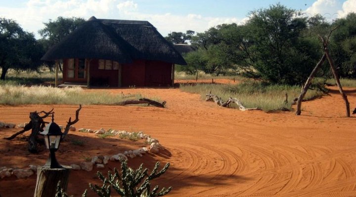 Camelthorn Kalahari Lodge