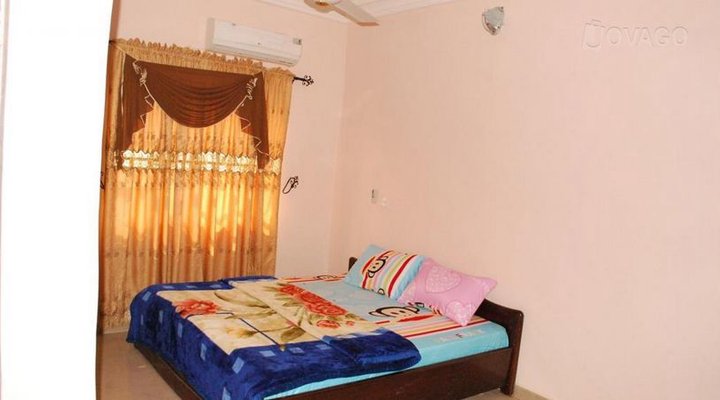 Family and Friends Hotel