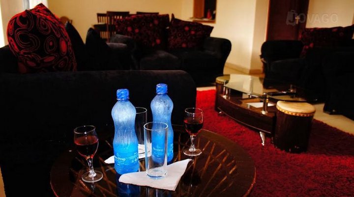 Zamunda Pents Apartment