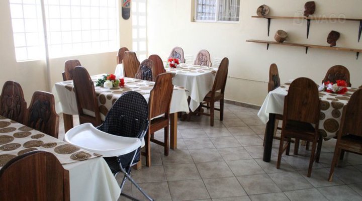 Melrile Guesthouse And Tours