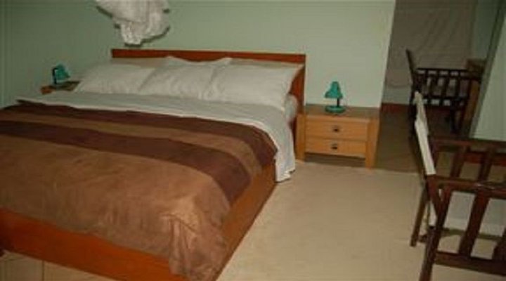 Giraffee Executive Inn