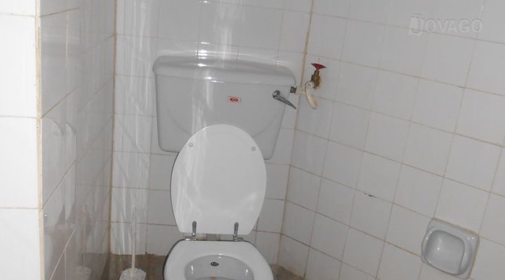 Stereo Executive Lodge