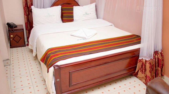 Alpine Hotel
