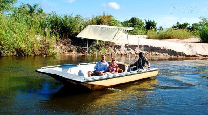 Divava Okavango Lodge and Spa