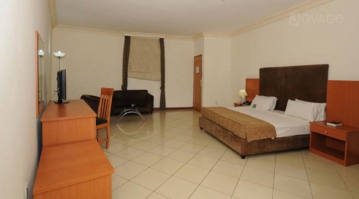Royal Park International Hotel