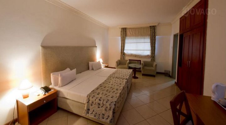 Royal Park International Hotel