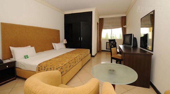 Royal Park International Hotel