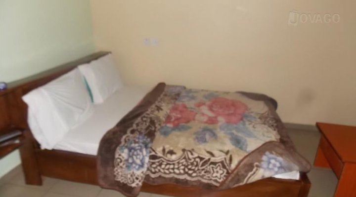 Ezinne Hotels & Gardens