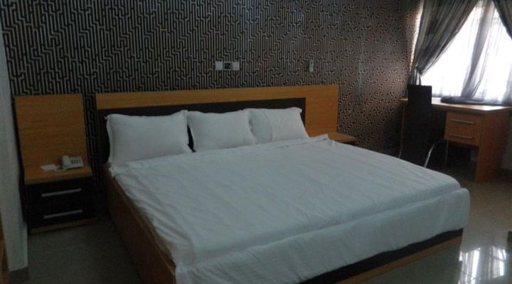Liberty Unique Class Hotel & Suites Ltd