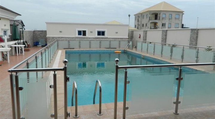 Liberty Unique Class Hotel & Suites Ltd