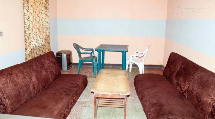 Royal Guest Inn Hotel