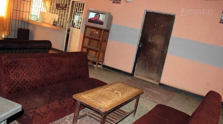 Royal Guest Inn Hotel
