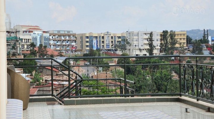 Five To Five Hotel