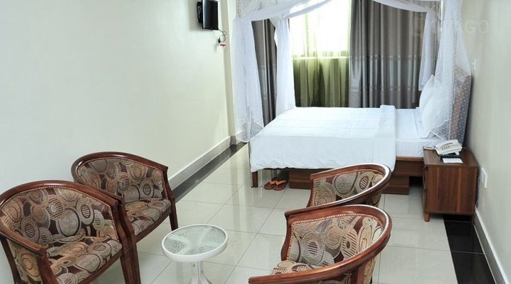 Five To Five Hotel
