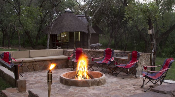 Mahathi Bush Lodge