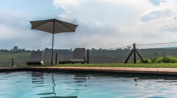 Giant's View Village