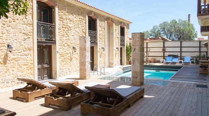 Creta Seafront residences