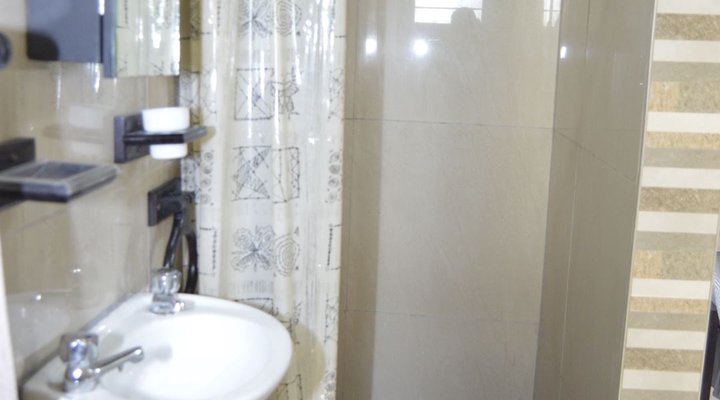 Bluff-Marine Drive Luxury Self Catering Cottage B