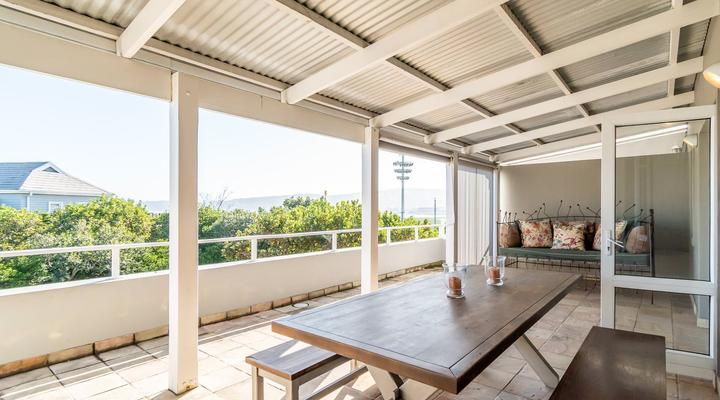 Trendy Lux Loft Apartment 