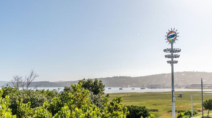 Trendy Lux Loft Apartment 