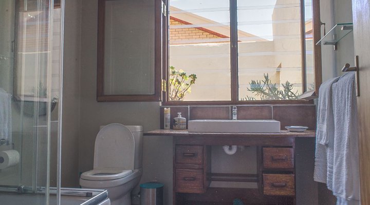 Bird Rock Cottage 700 metres to Grotto