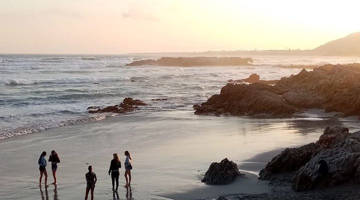 Bird Rock Cottage 700 metres to Grotto