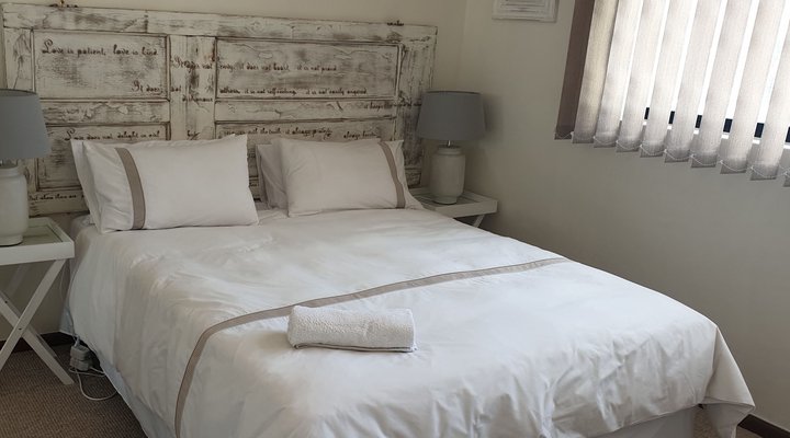 Silver Lining Beach Apartment