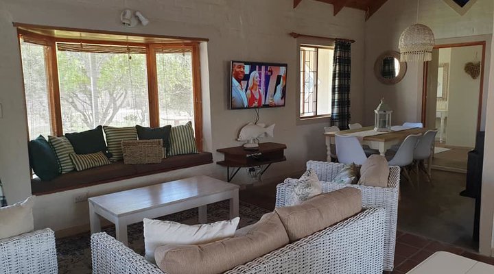 Sandy Bottoms Cottage