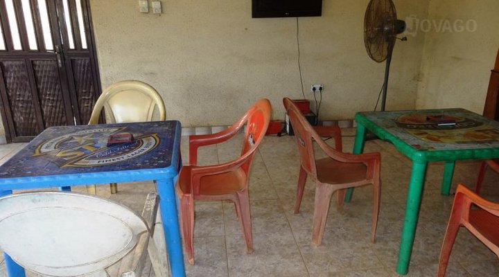 Baze 1 Guest House