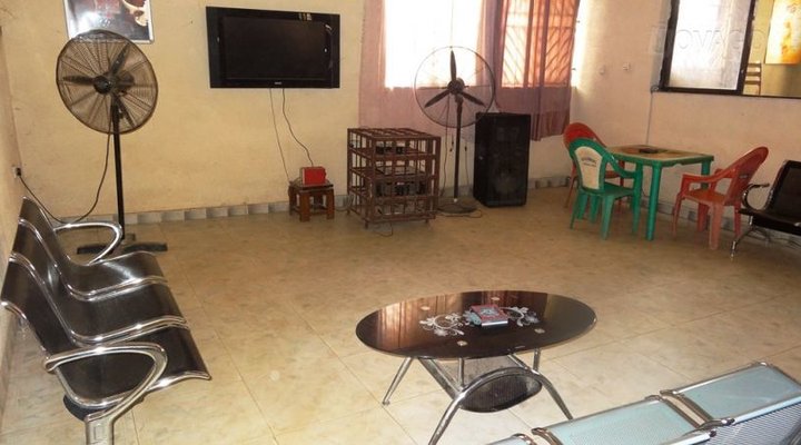 Baze 1 Guest House